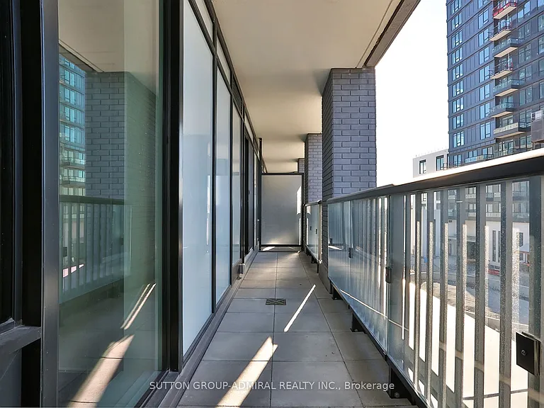 8868 Yonge St #207E — Photo 13