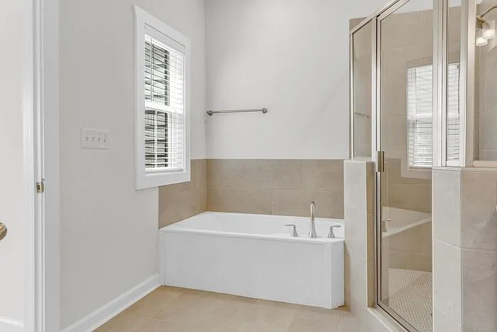 4839 Chatelet Dr — Photo 12