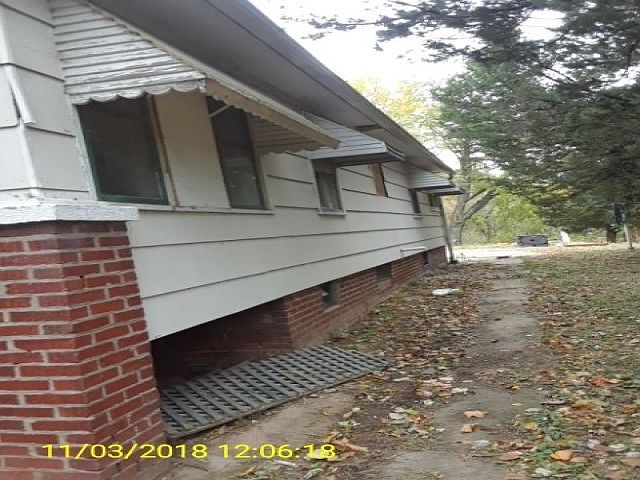 2nd image of 2525 S 19th St