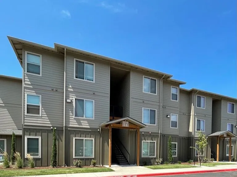 Willow Tree Place — Photo 9