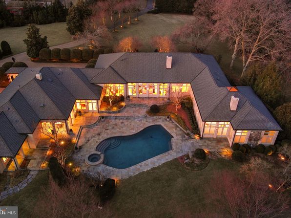 9619 Georgetown Pike, Great Falls, VA 22066