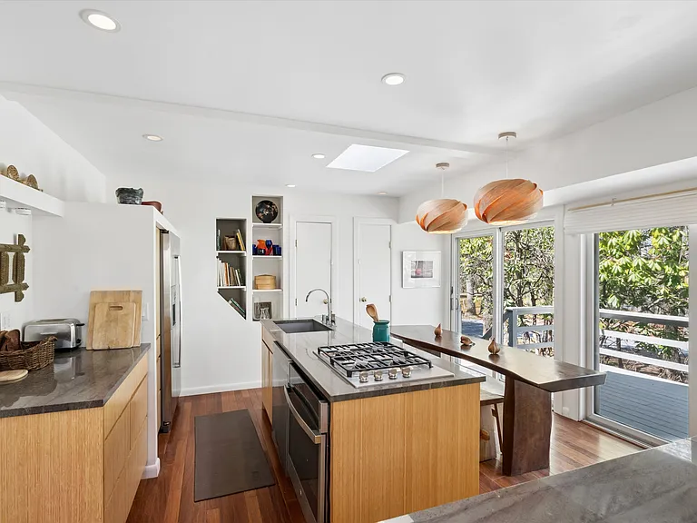 6 Clamshell Ave — Photo 13