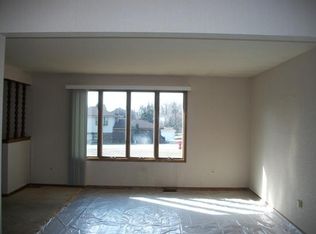 8950 W 83rd Pl, Justice, IL