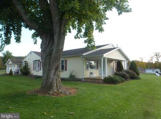 58 Manor Blvd, Mifflintown, PA 17059