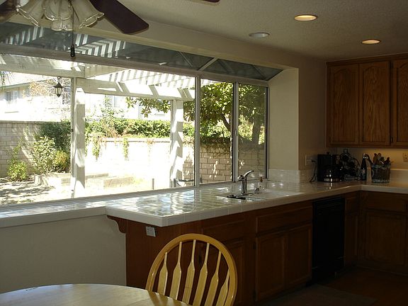 5th image of 14232 Parkside Ct
