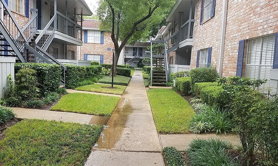 1st image of 2350 Bering Dr APT 15