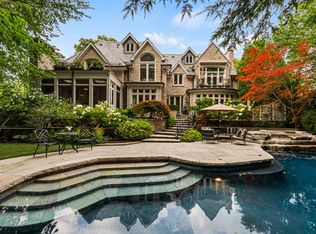 113 Donwoods Dr, Toronto, ON M4N 2G7