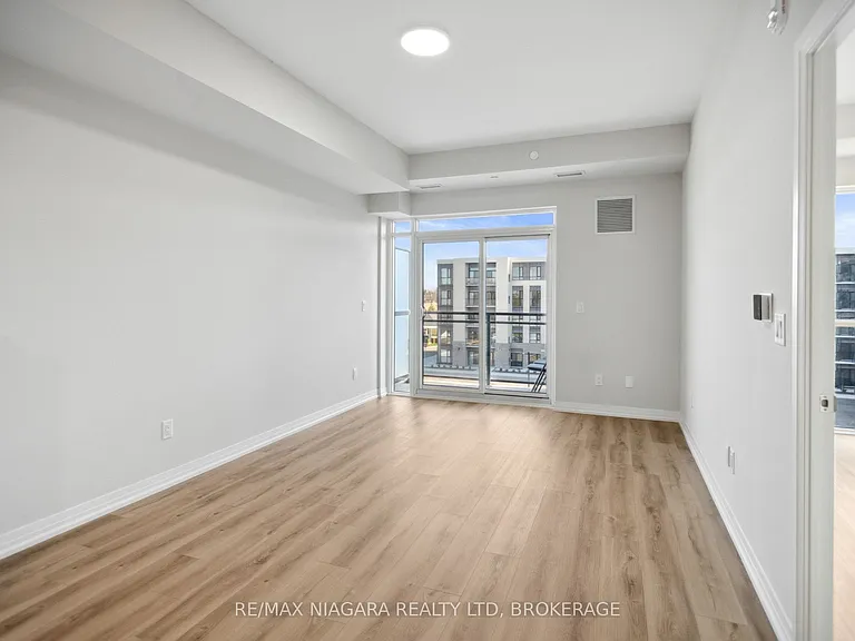 50 Herrick Ave #443 — Photo 6