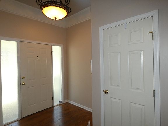 3rd image of 2911 NW 59th St