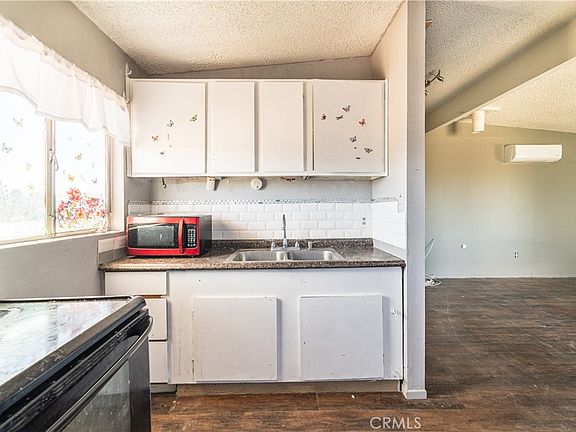 5th image of 56617 Massachusets Ave