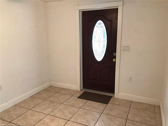 2nd image of 24 Oak St