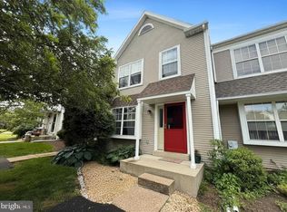 332 Countryside Ct, Collegeville, PA 19426