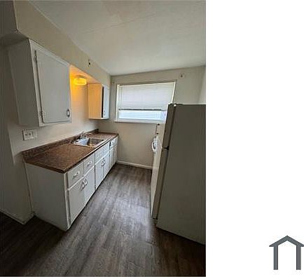 5th image of 631 Mulberry St APT 5