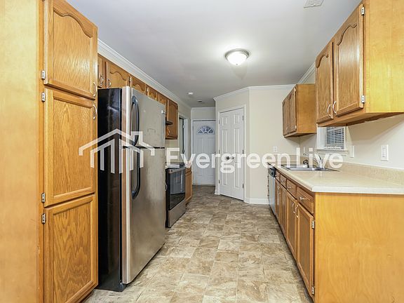 4th image of 1648 Thompson Dr