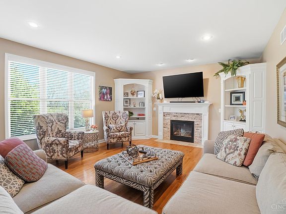 4th image of 1324 Wexford Ln