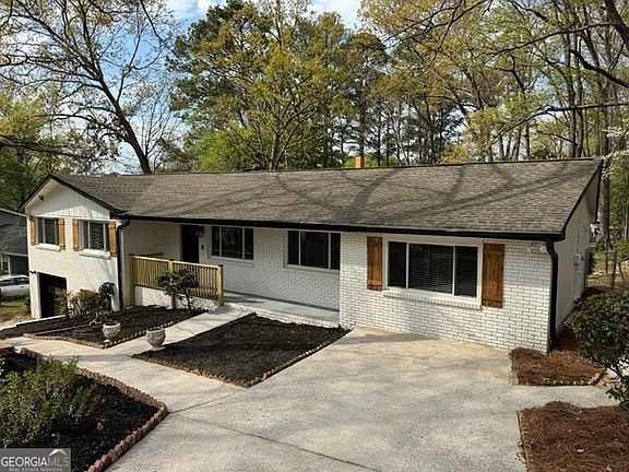 2nd image of 1143 Rebel Ridge Dr