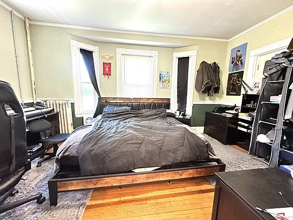 5th image of 40 Pomeroy St