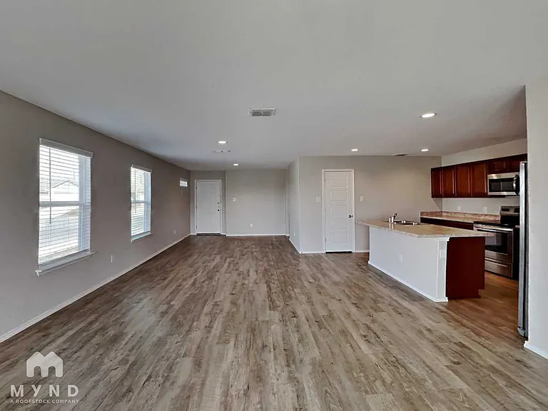 3915 Turning Pine Edge — Photo 2