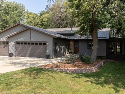47226 S Rhonda Ave, Sioux Falls, SD, 57108