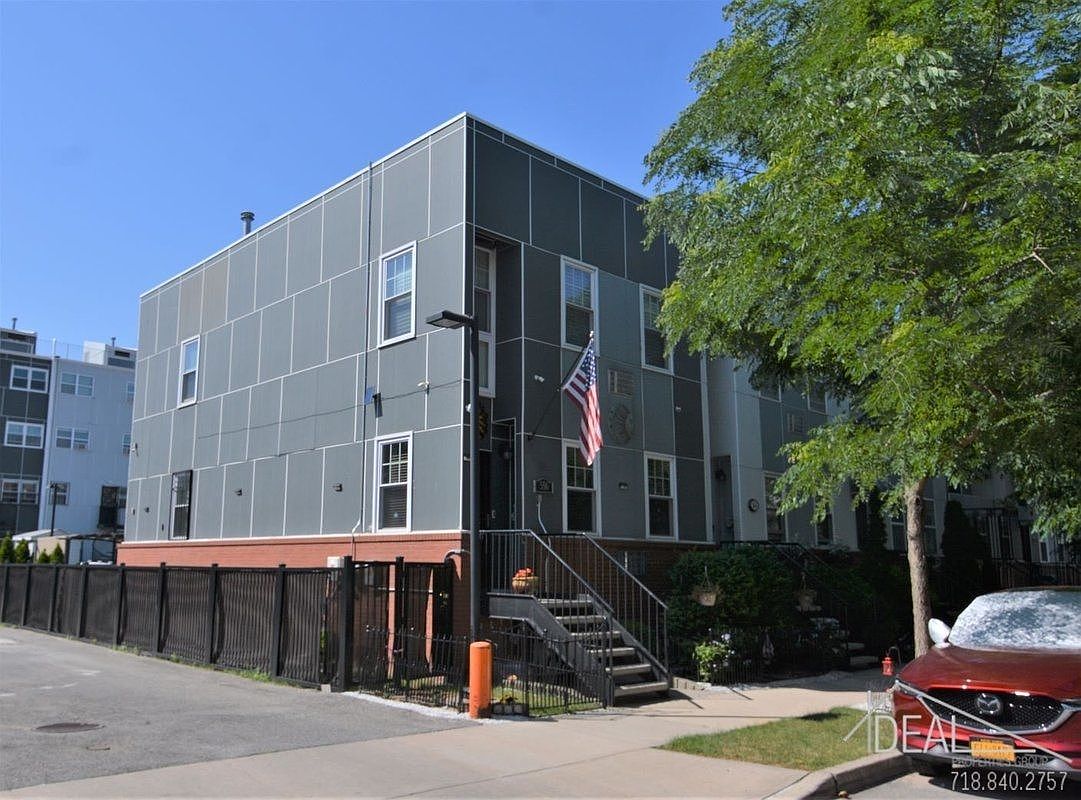 556 Egan St, Brooklyn, NY 11239 Zillow