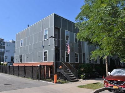 556 Egan St, Brooklyn, NY, 11239