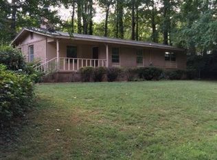 705 Sherwood Dr, Seneca, SC 29678