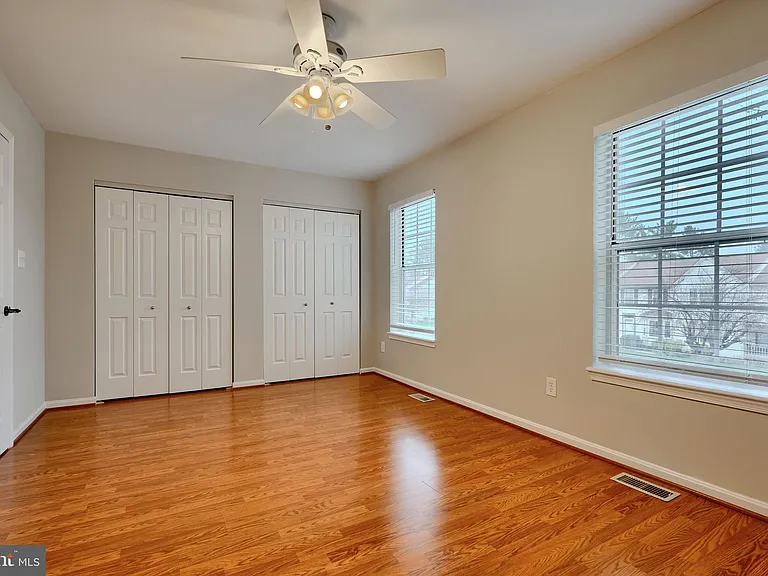 733 Reedy Cir — Photo 15