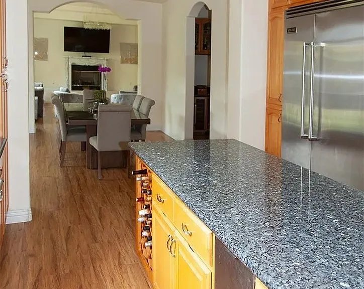 10062 Valley Circle Blvd — Photo 25