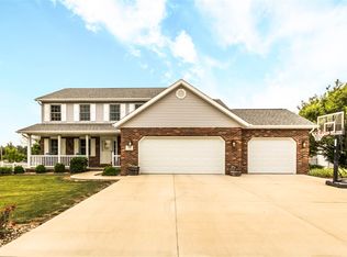 912 Wellington Dr, Washington, IL