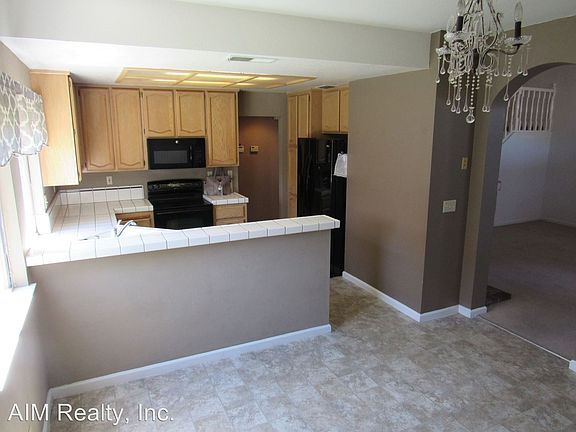 5th image of 4029 Lowdan Ct