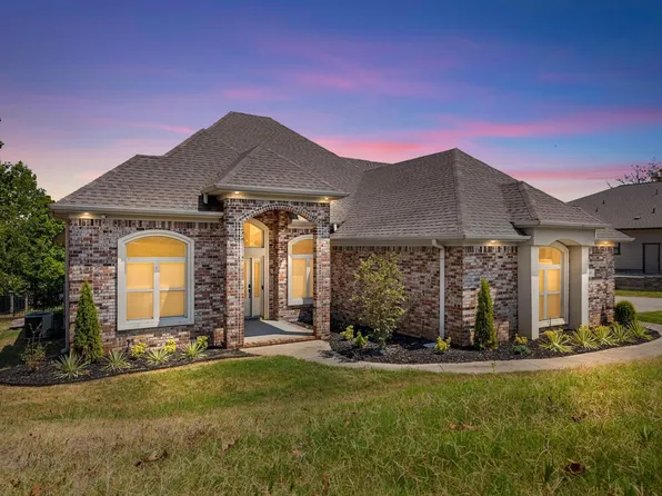 502 Greystone Blvd, Cabot, AR 72023