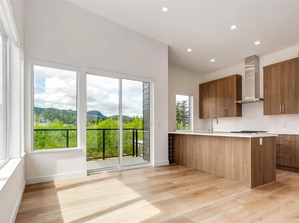 7181 Lantzville Rd #305, Lantzville, BC V0R 2H0