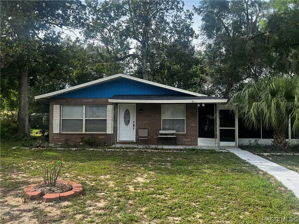 11709 E Crow Ln, Floral City, FL 34436