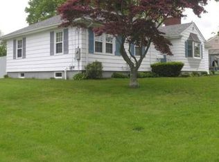 58 Kearns Ave, Tiverton, RI 02878