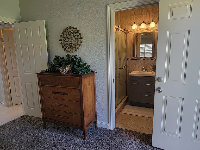 3327 Seminole Cir — Photo 21