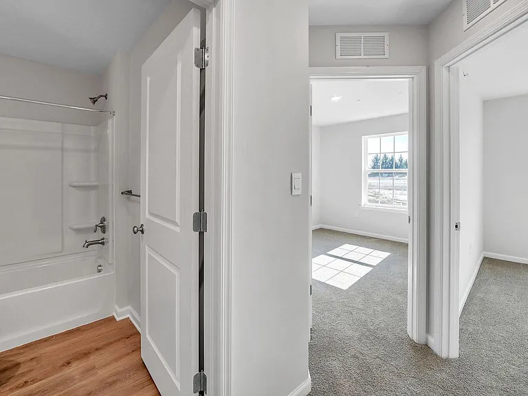 178 Bell Ct — Photo 38