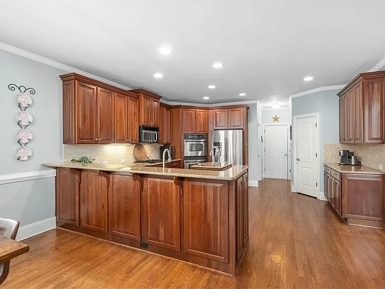 5945 Broadwater Trl — Photo 25