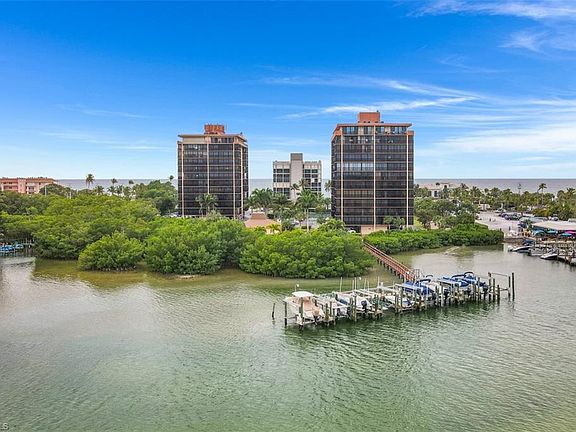 4th image of 26171 Hickory Blvd #5-C2