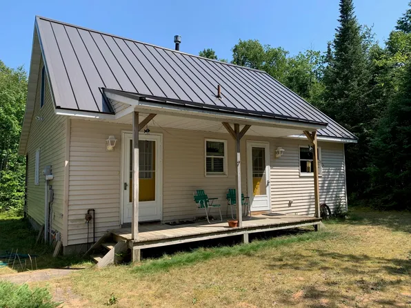10966 N Whitefish Point Rd, Paradise, MI 49768
