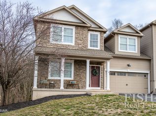 10 Wisteria Ln, Williamsport, PA