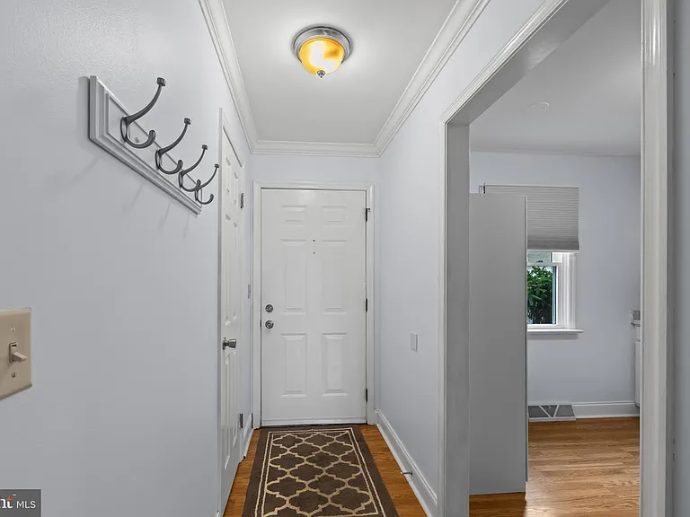 14 Garden Ct — Photo 11