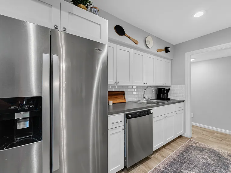 13506 Castleton Dr — Photo 7