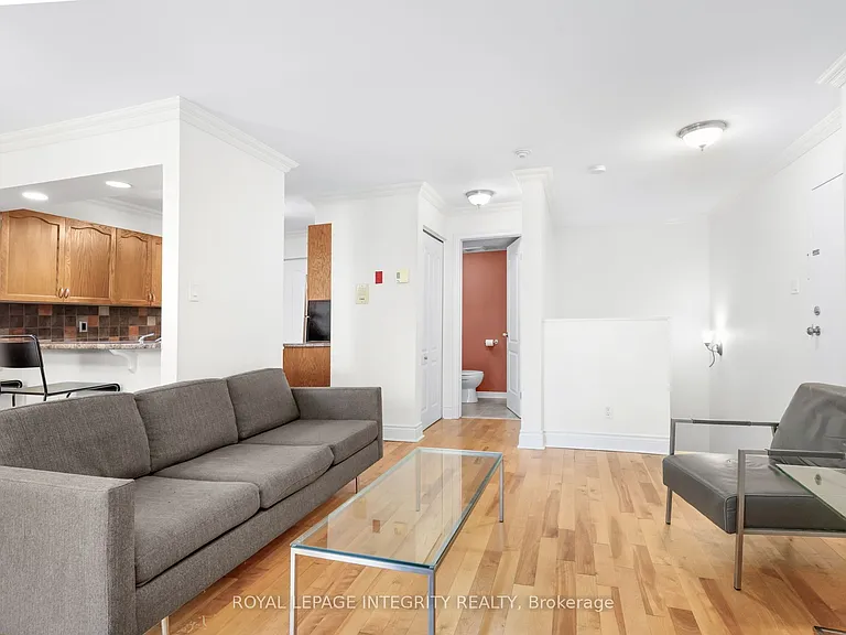 1589 Saint Bernard St #503 — Photo 8