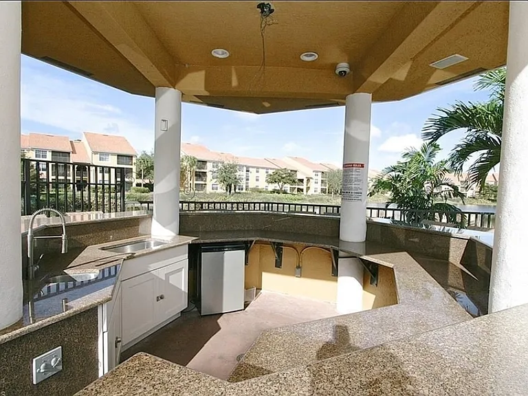 7915 Preserve Cir #216 — Photo 28