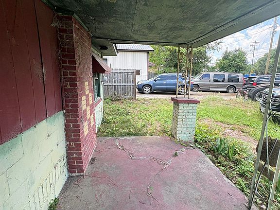 4th image of 2805 Leaphart Rd #17