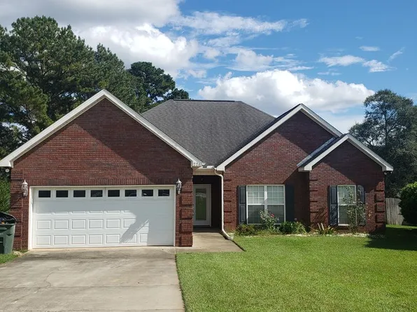 228 Windsor Garden Dr #1, Enterprise, AL 36330