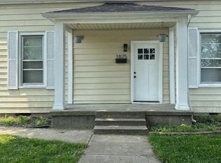 1825 N 3rd St, Saint Charles, MO 63301