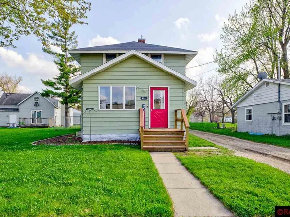 405 5th Ave SW, Waseca, MN 56093