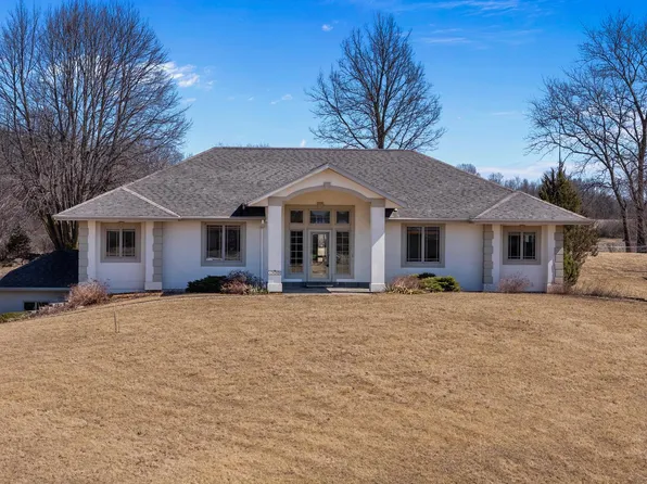 N1855 Shale AVENUE, Campbellsport, WI 53010