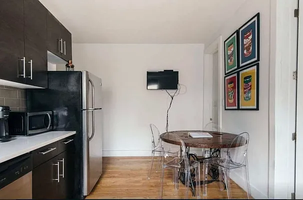 Rented by Lang Realty LLC | media 6